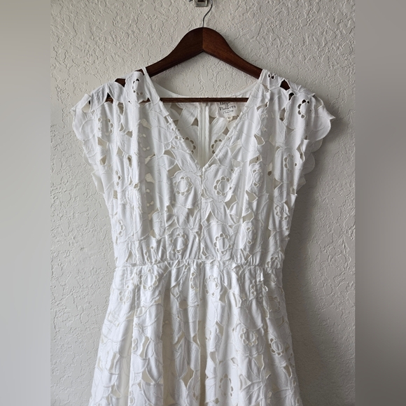 Hope For Flowers by Trace Reese Cap-Sleeve Medium White Embroidered Midi… - Picture 7 of 17